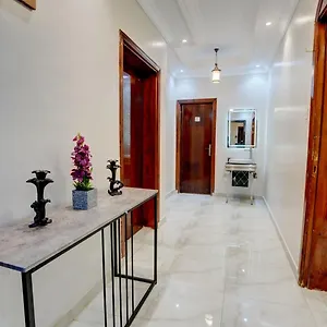 تحقق من التوفر