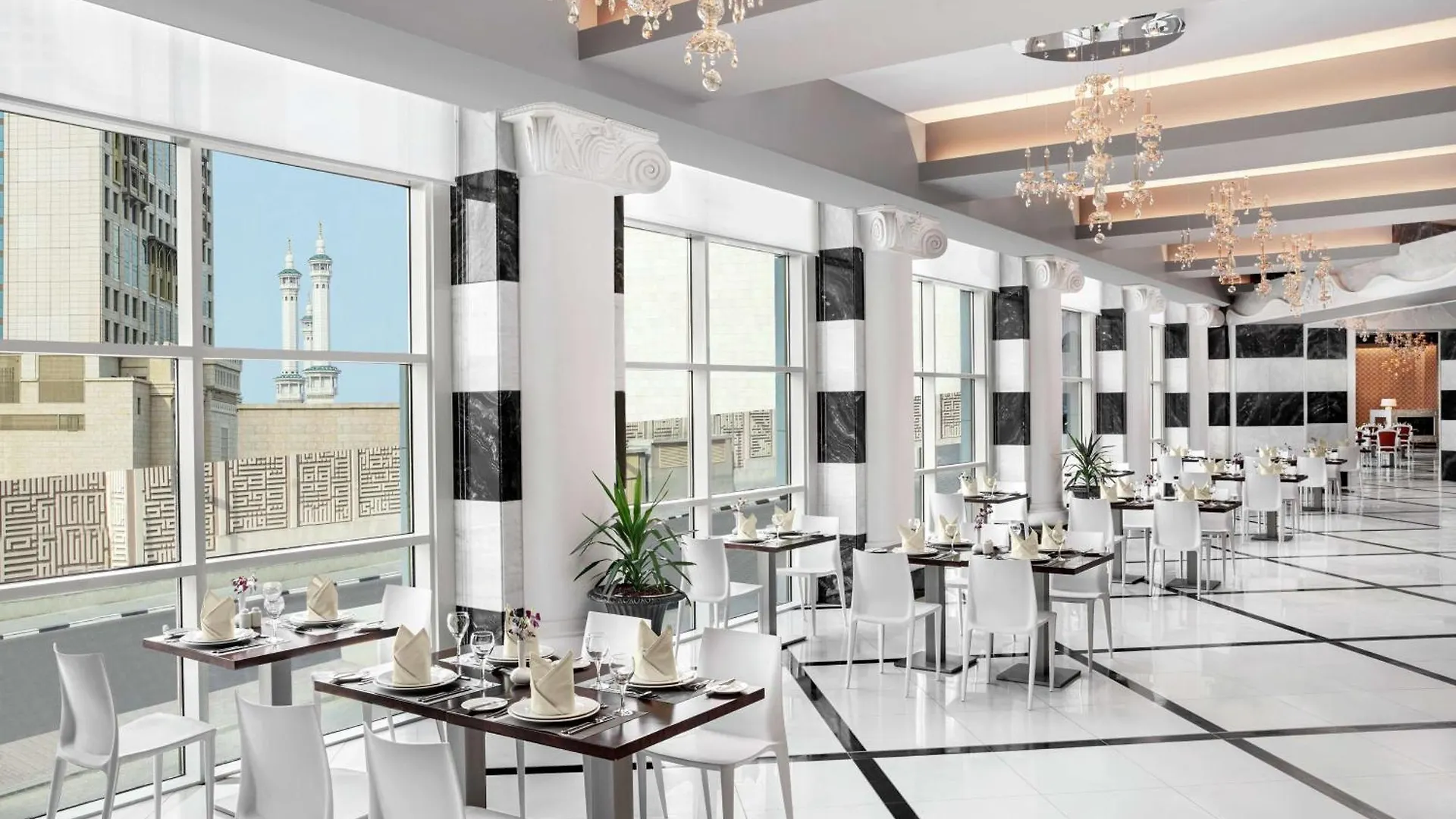 Doubletree By Hilton Jabal Omar Makkah Hotel Mecca Saudi Arabia